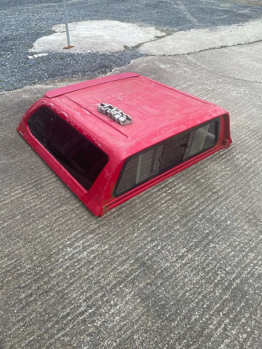 Mitsubishi L200 Canopy - Image 1