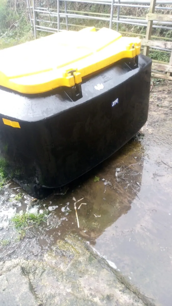 Cattle Meal Bin - Image 2