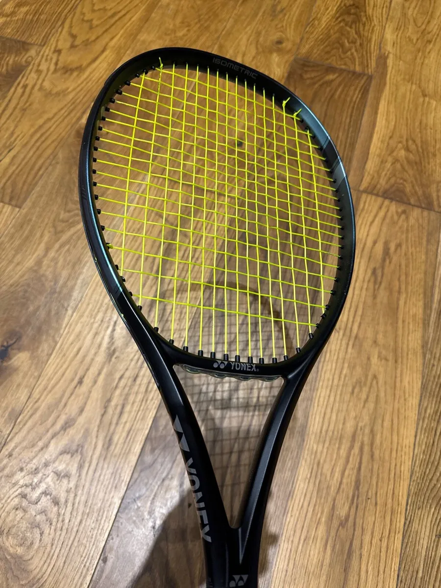 Yonex Ezone 98 - Image 1
