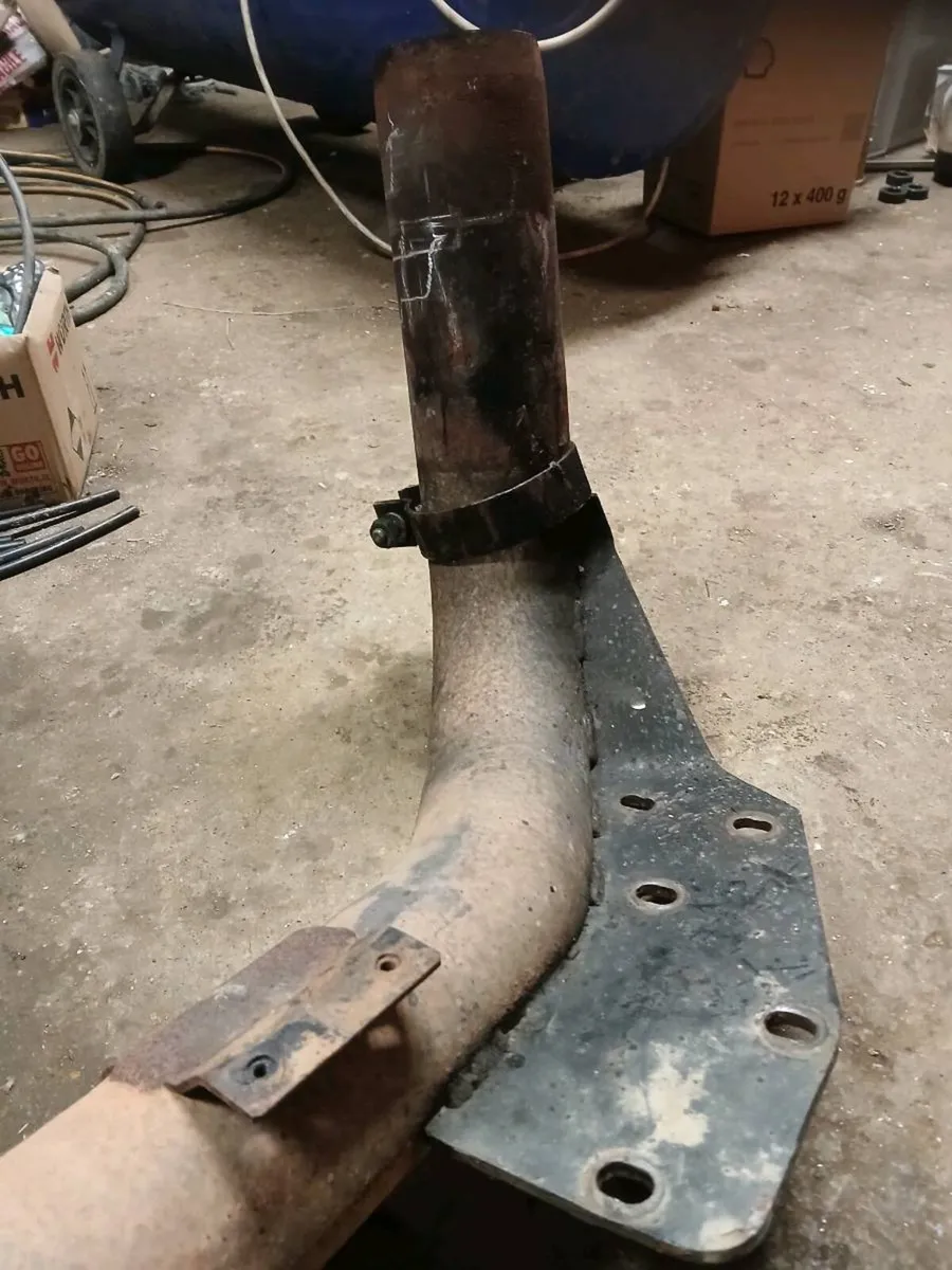 Exaust system lower bend T6000 - Image 2