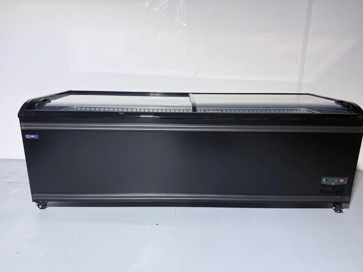New Chest Freezers 2.1m - Image 1