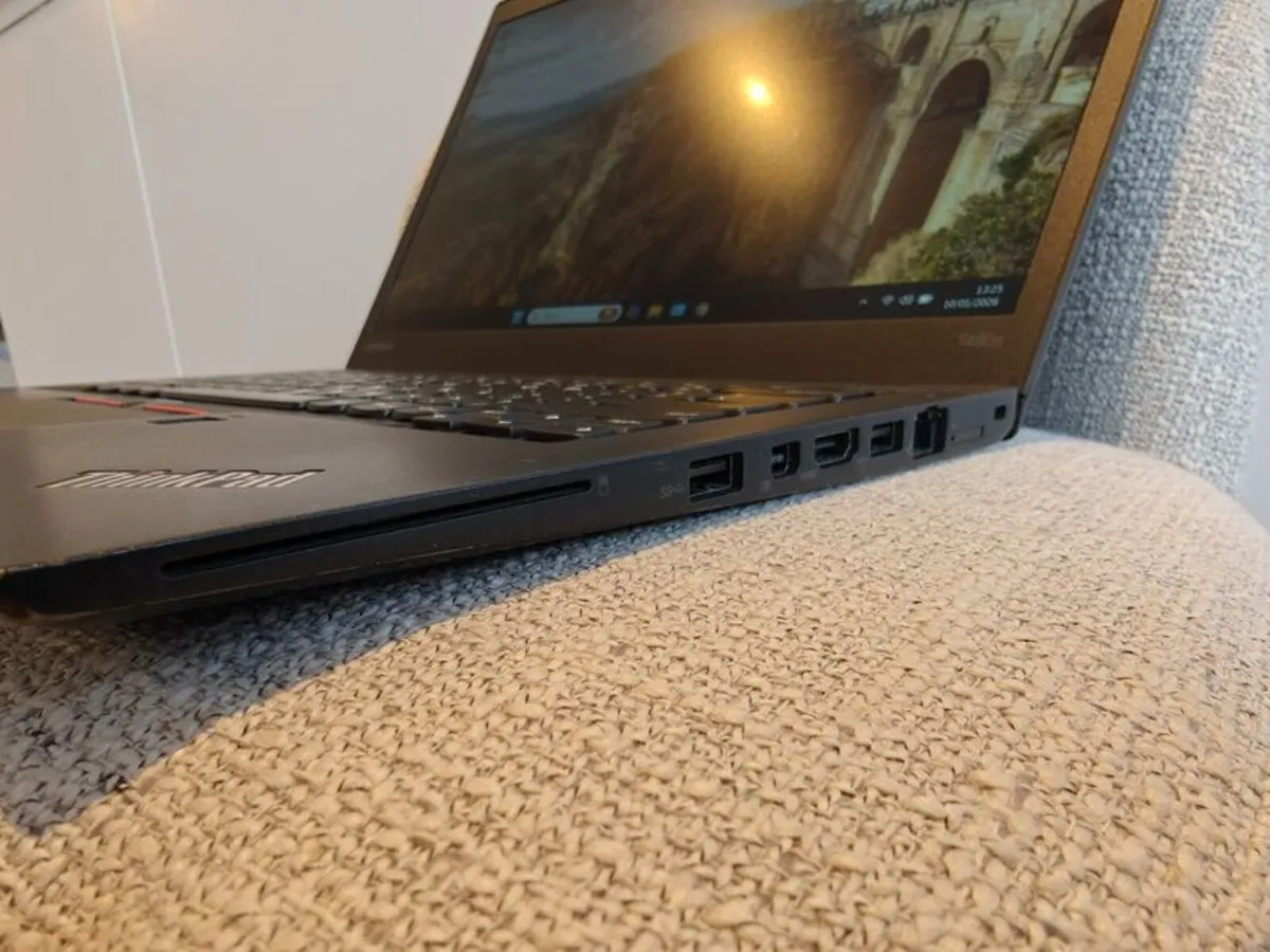 Lenovo Thinkpad T460s | i7 | 16GB | 14" Touchscree - Image 4