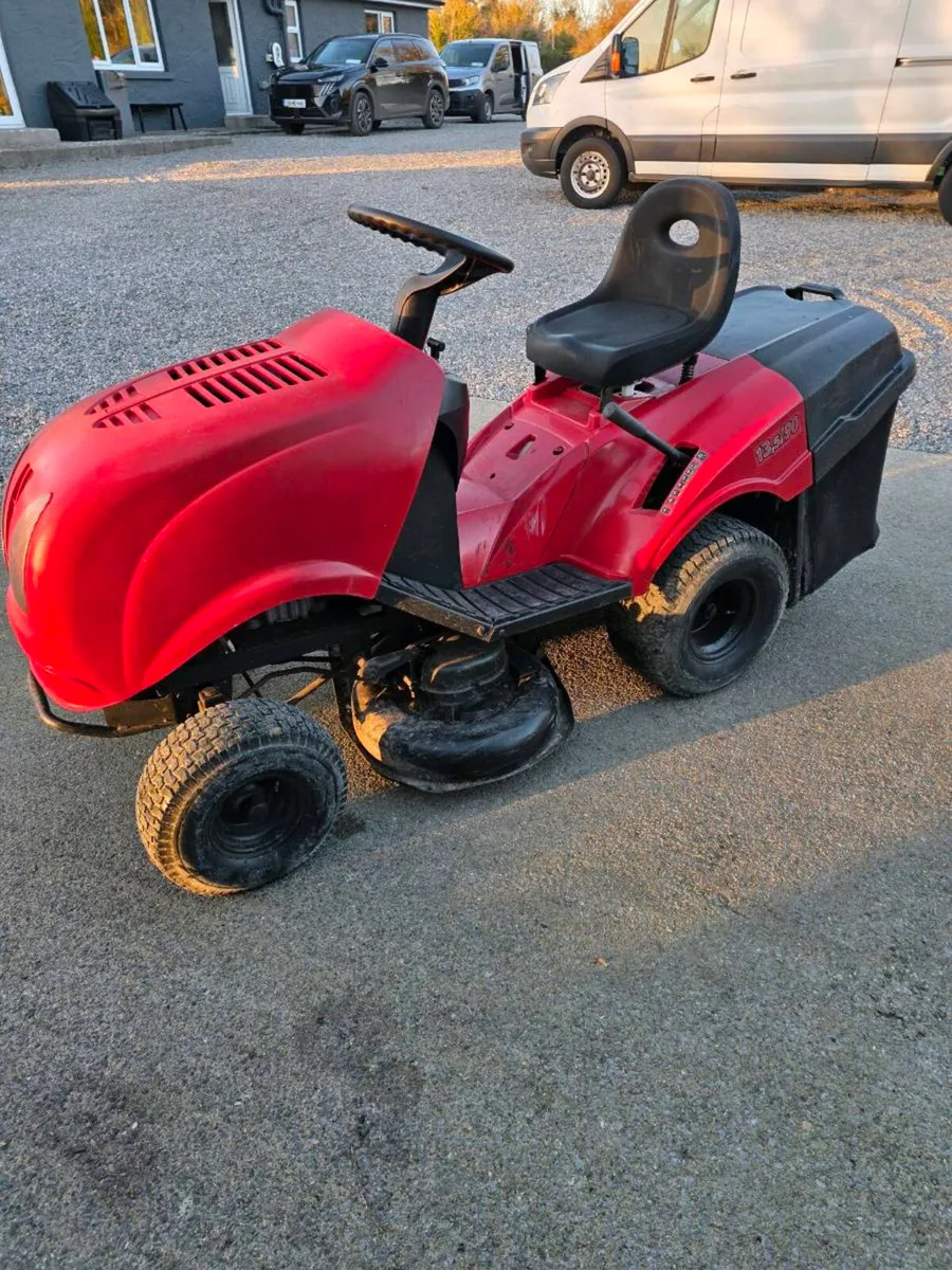 Ride on Lawnmower - Image 1