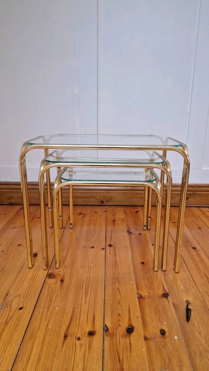 Mid Century Modern Nesting tables - Image 2