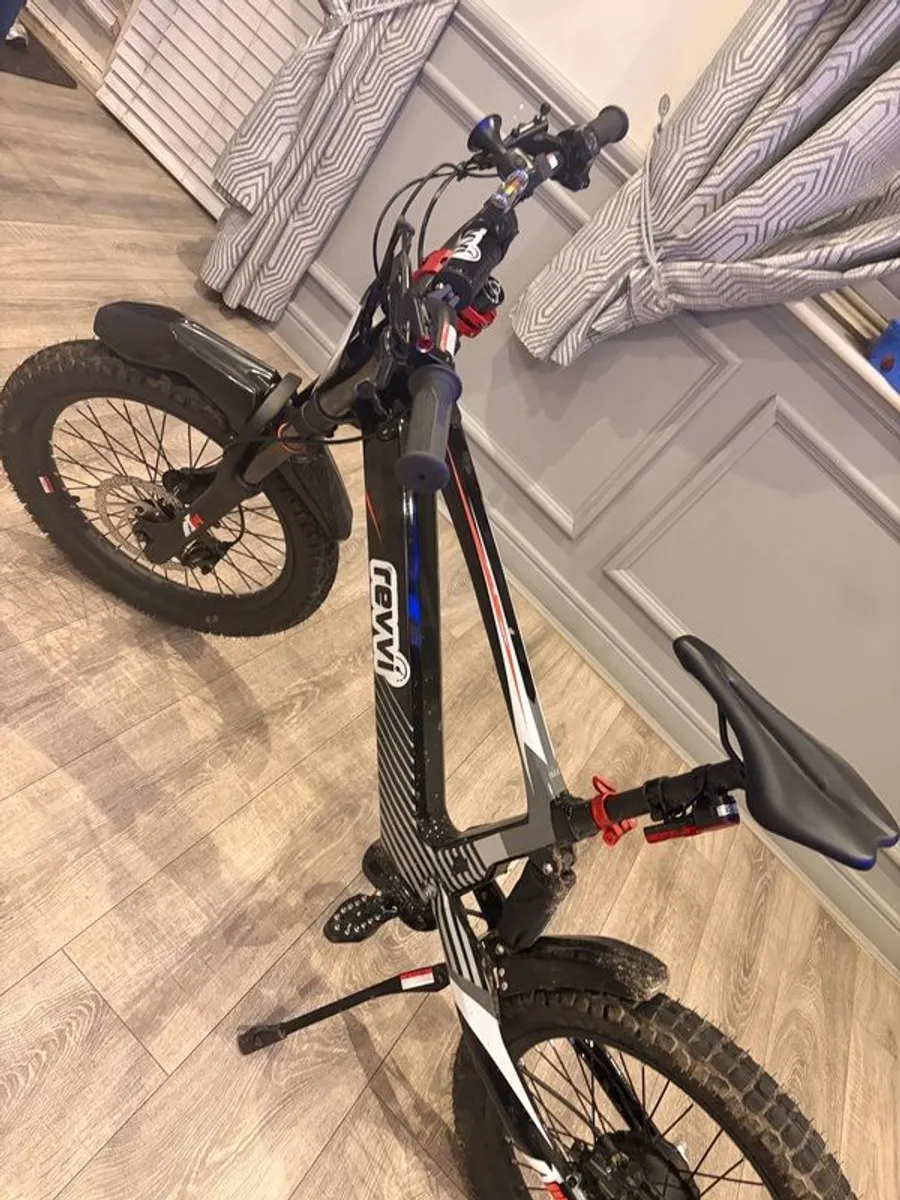 20" electric Revvi  bike - Image 4
