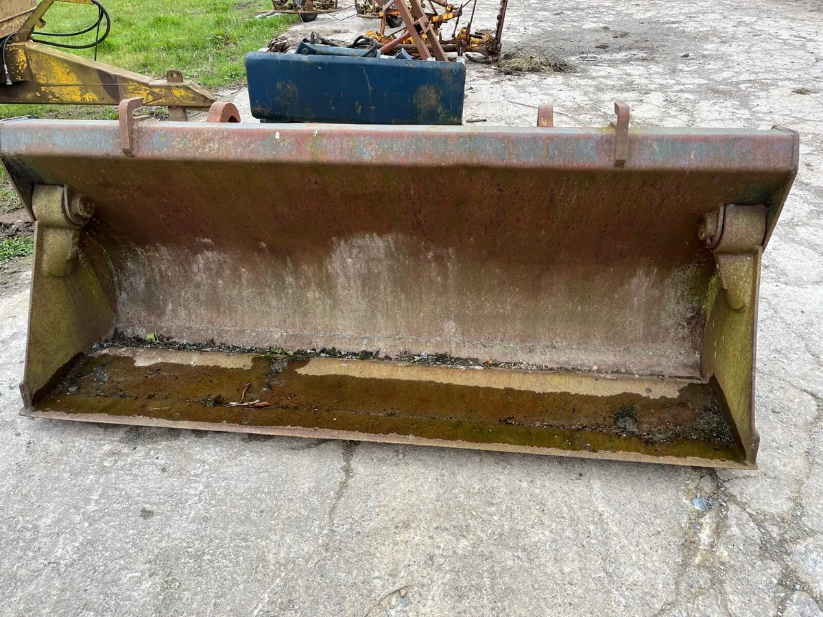 4 in 1 bucket - Image 3