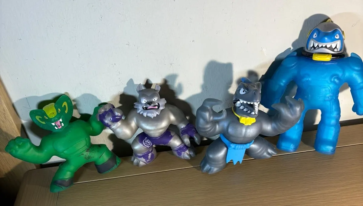 GOO JIT ZU x 4 - Image 1