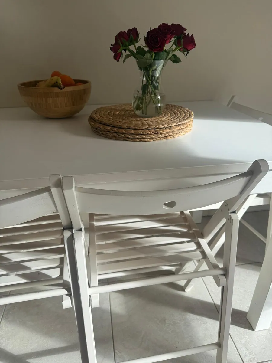 Dinning table - Image 2