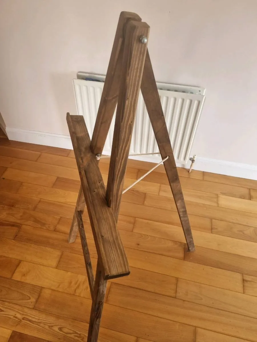 Display Easel - Image 2
