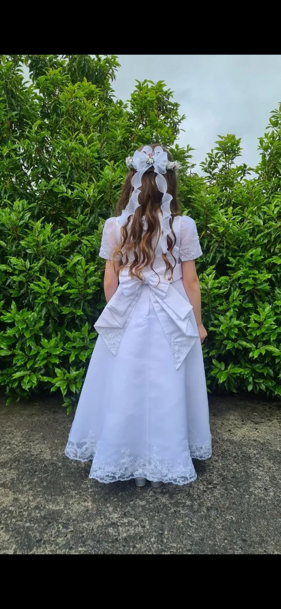 Communion dress - Image 1
