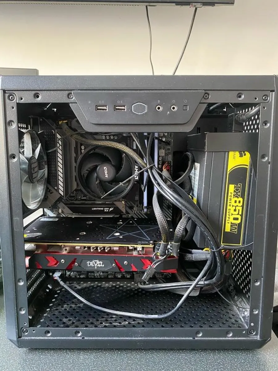 Custom built PC + Keyboard and mouse - Image 2