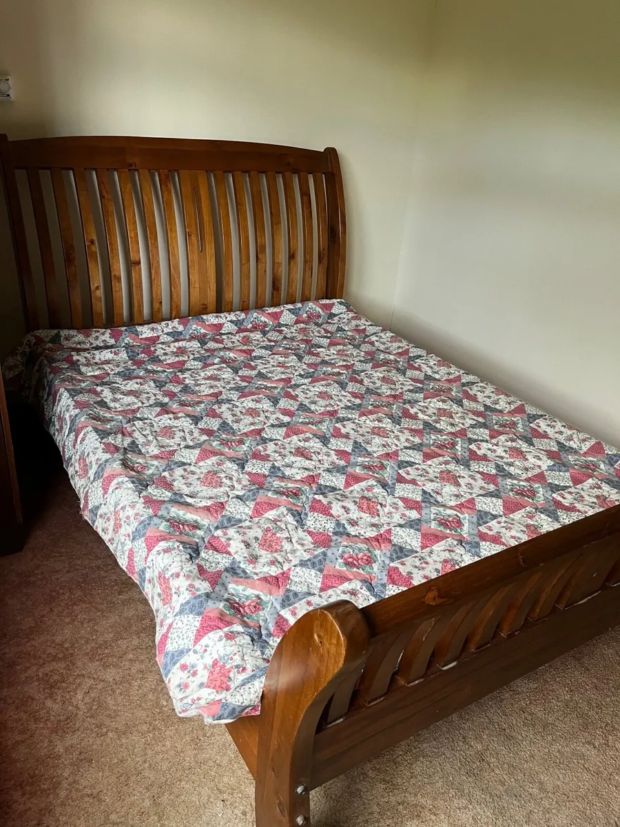 Sleigh Bed - Image 1