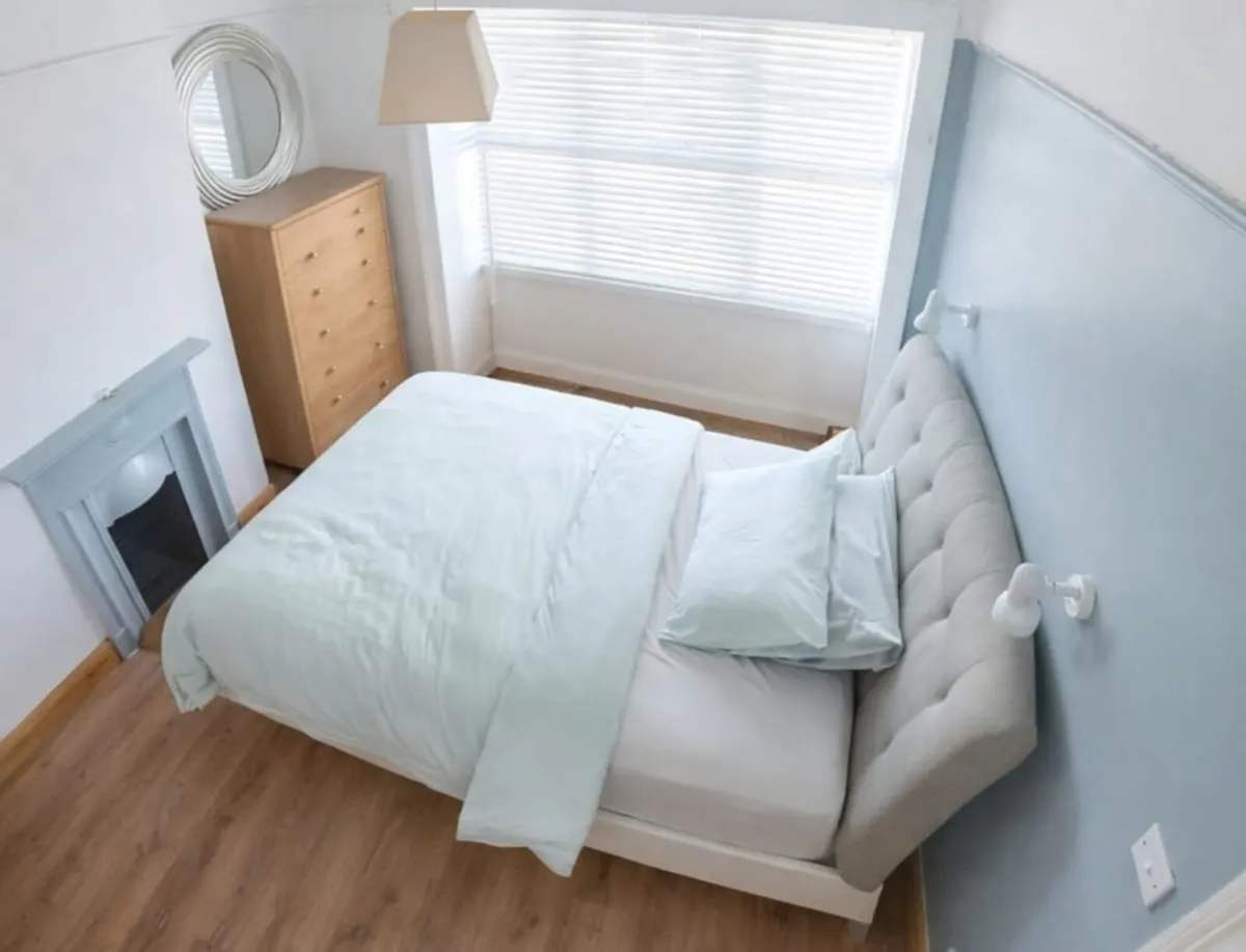 Furniture-complete or separately - Image 4