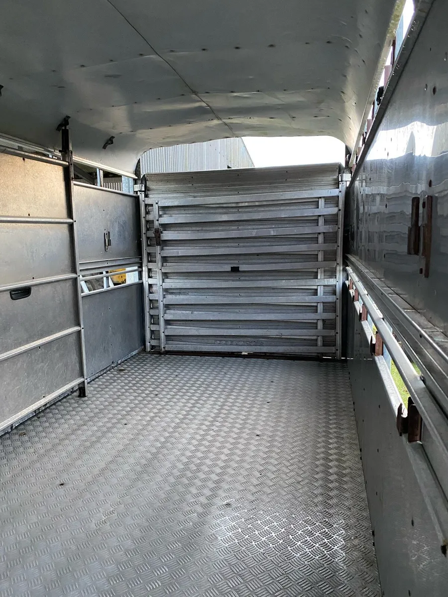 Ifor Williams 14ft x 6ft Cattle Trailer - Image 2