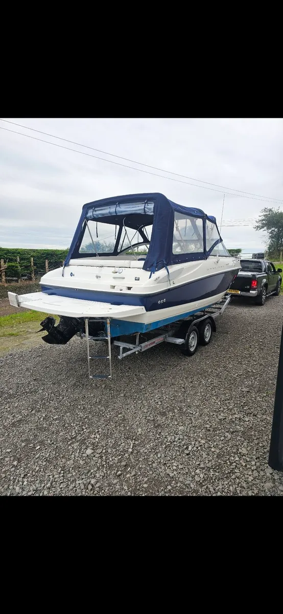 Bayliner 652 cuddy cabin speedboat - Image 4
