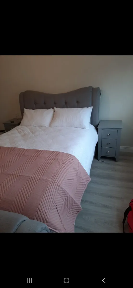 King size bed frame - Image 1