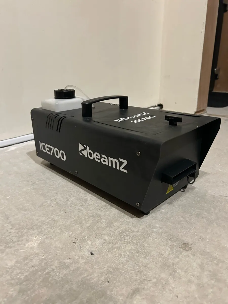 BeamZ Ice700 Low Fog / Smoke Machine / DJ - Image 4