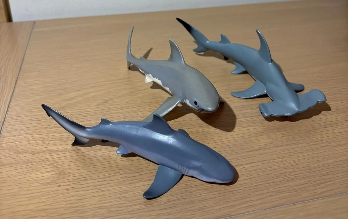 SHARKS SCHLEICH & PAPO X 3 - Image 3