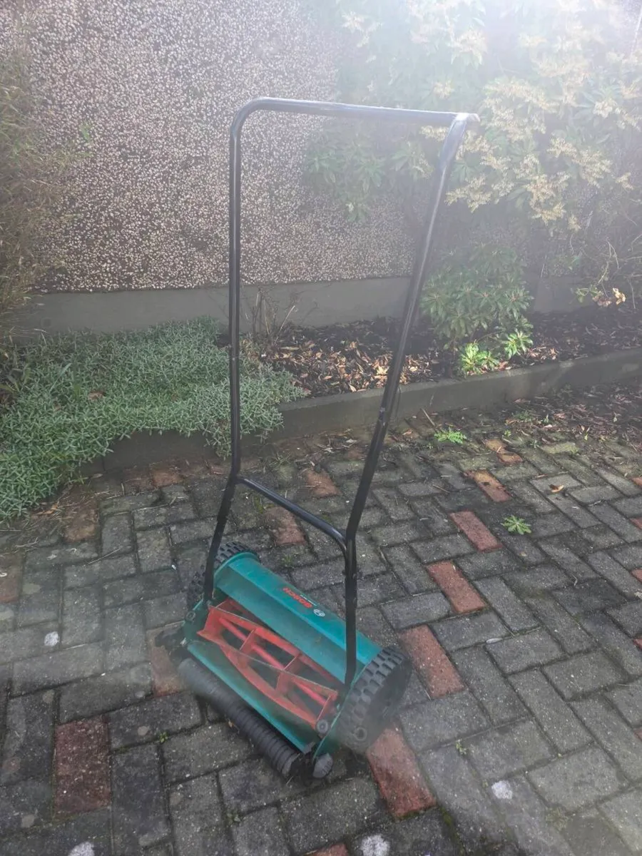 Hand Push Mower - Image 2