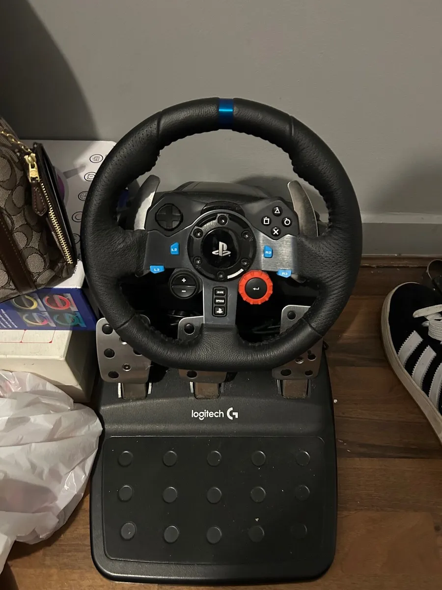 Logitech G29 Driving force racing wheel - Image 1