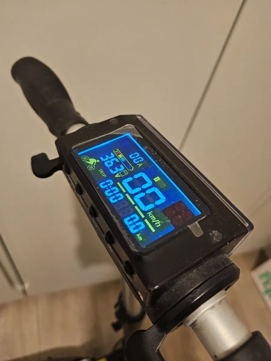 Kugoo Electric Scooter - Image 2