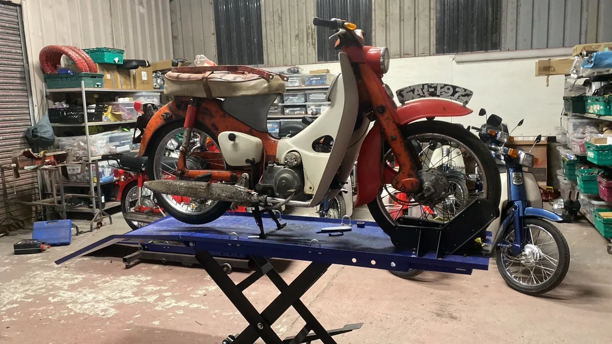 Honda 50 restoration services - Image 2