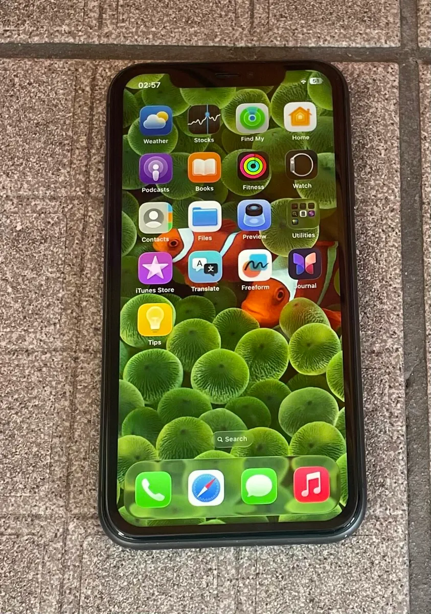 IPHONE 11 THREE NETWORK - Image 3