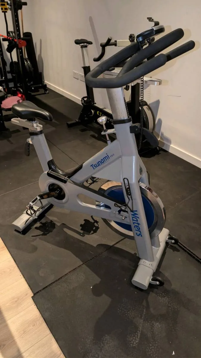 Waters Tsunami Pro Studio Cycle – Commercial Grade - Image 1