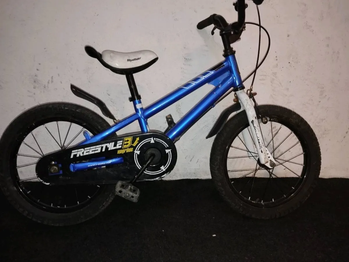 Boys 16inch bike - Image 1