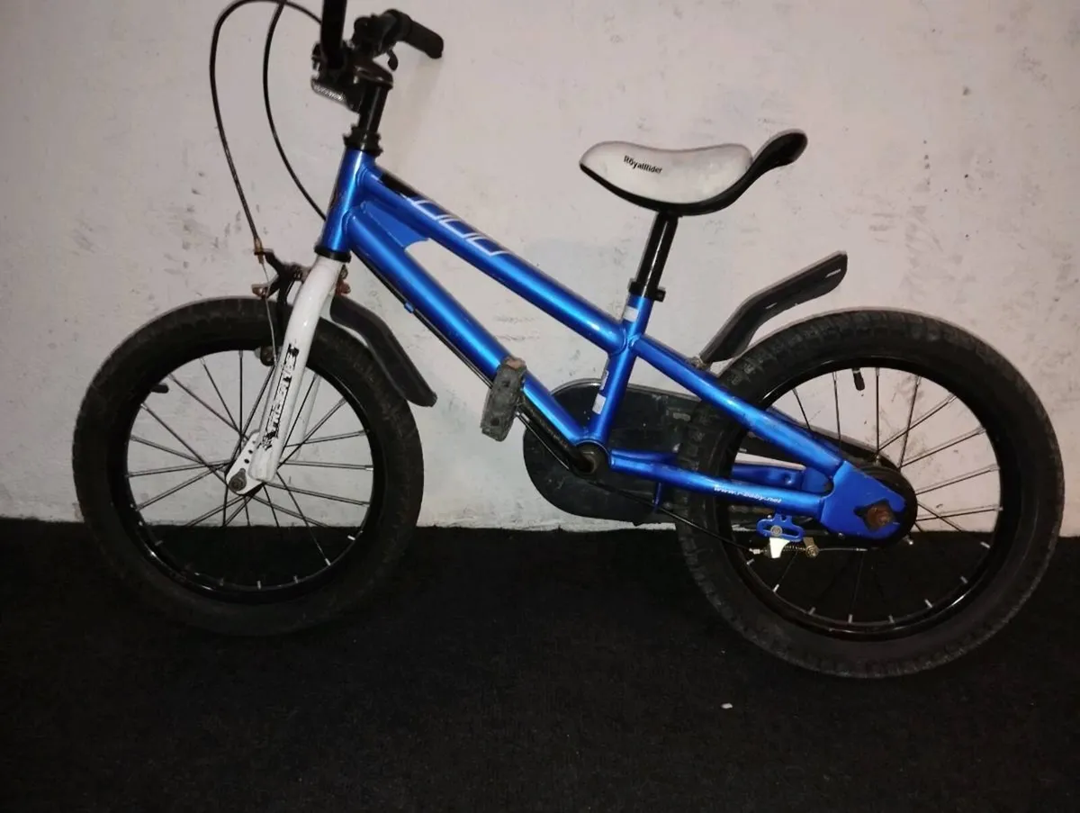 Boys 16inch bike - Image 2