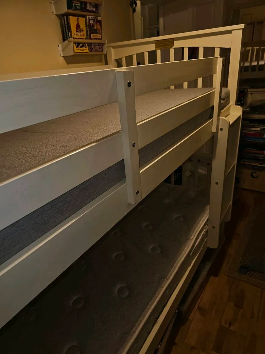 Cream bunk bed - Image 2