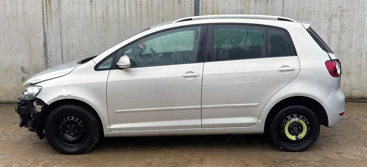 2011 VW Golf plus for parts - Image 3
