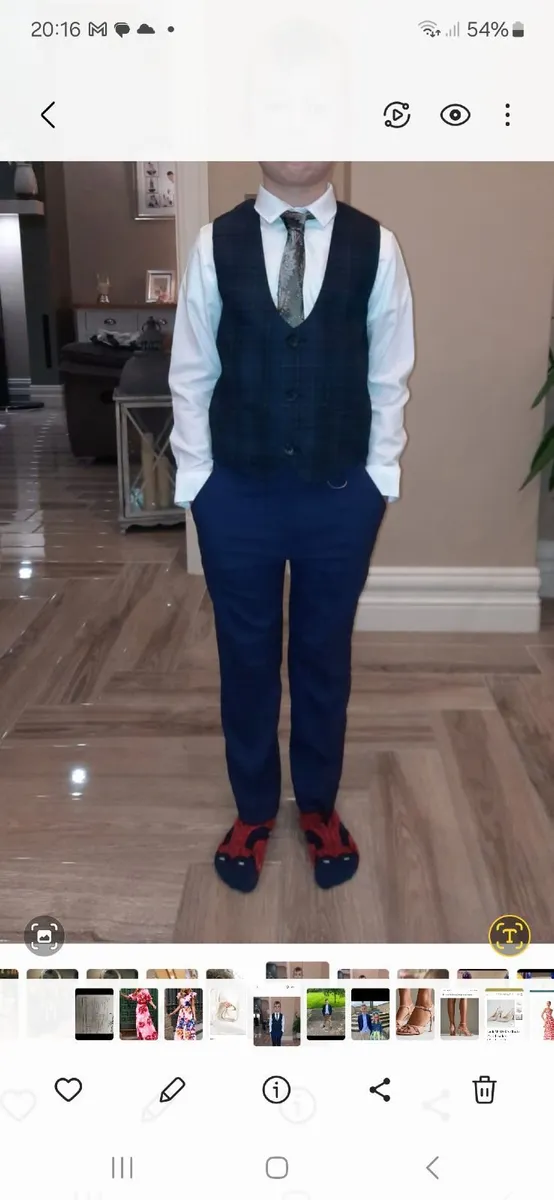 Boys 3 piece suit - Image 2