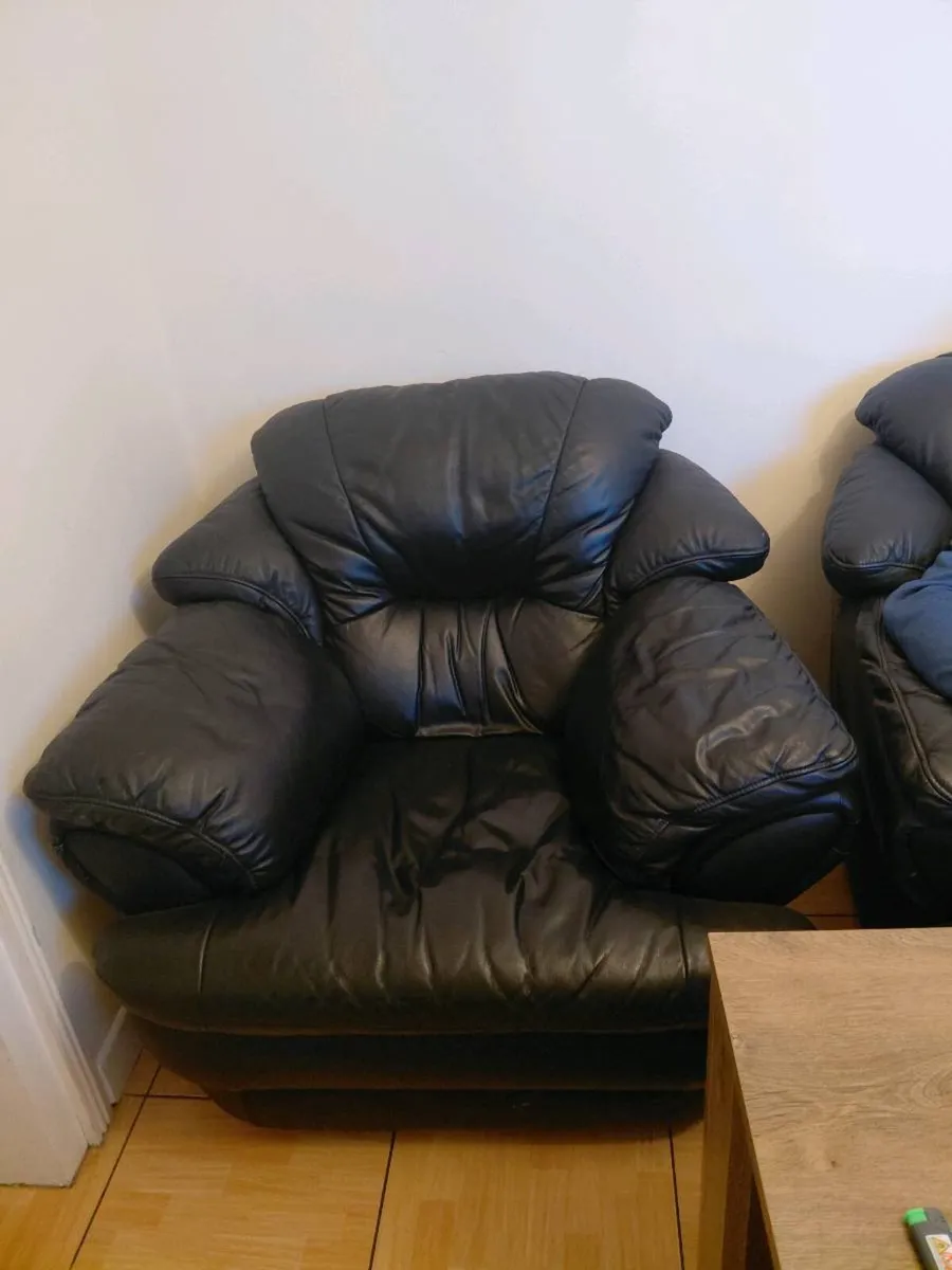 Sofa and Two Armchairs - Image 4