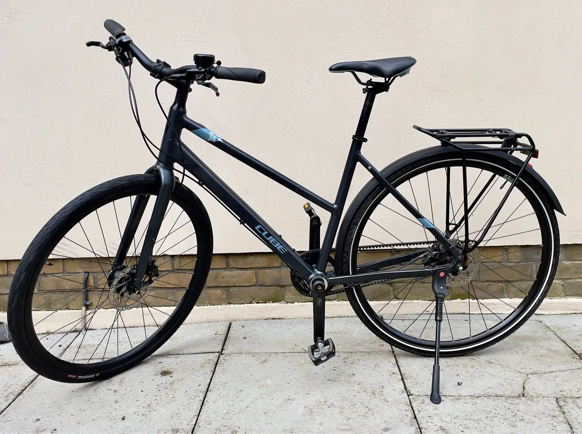 Cube Travel EXC carbon belt commute bike - Image 1