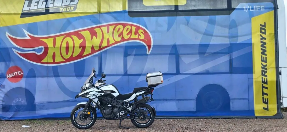 212 Benelli 502x (Mint) 23,000km - Image 4