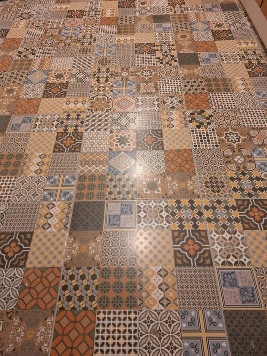 Patchwork Floor Tiles (approx 19sqy/16sqm) - Image 1