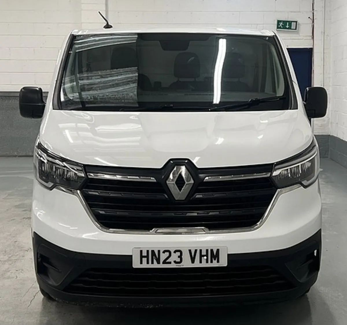 2023 Renault Trafic Panel Van - Image 1