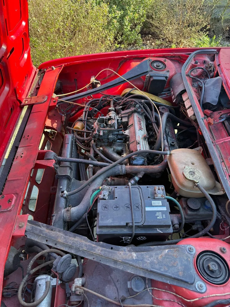 Lancia Beta 2000 Spider - Image 4