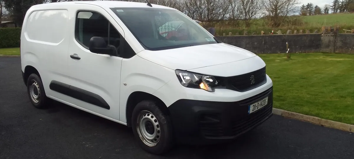 211 Peugoet Partner 1.5 Diesel - Spotless - Image 4