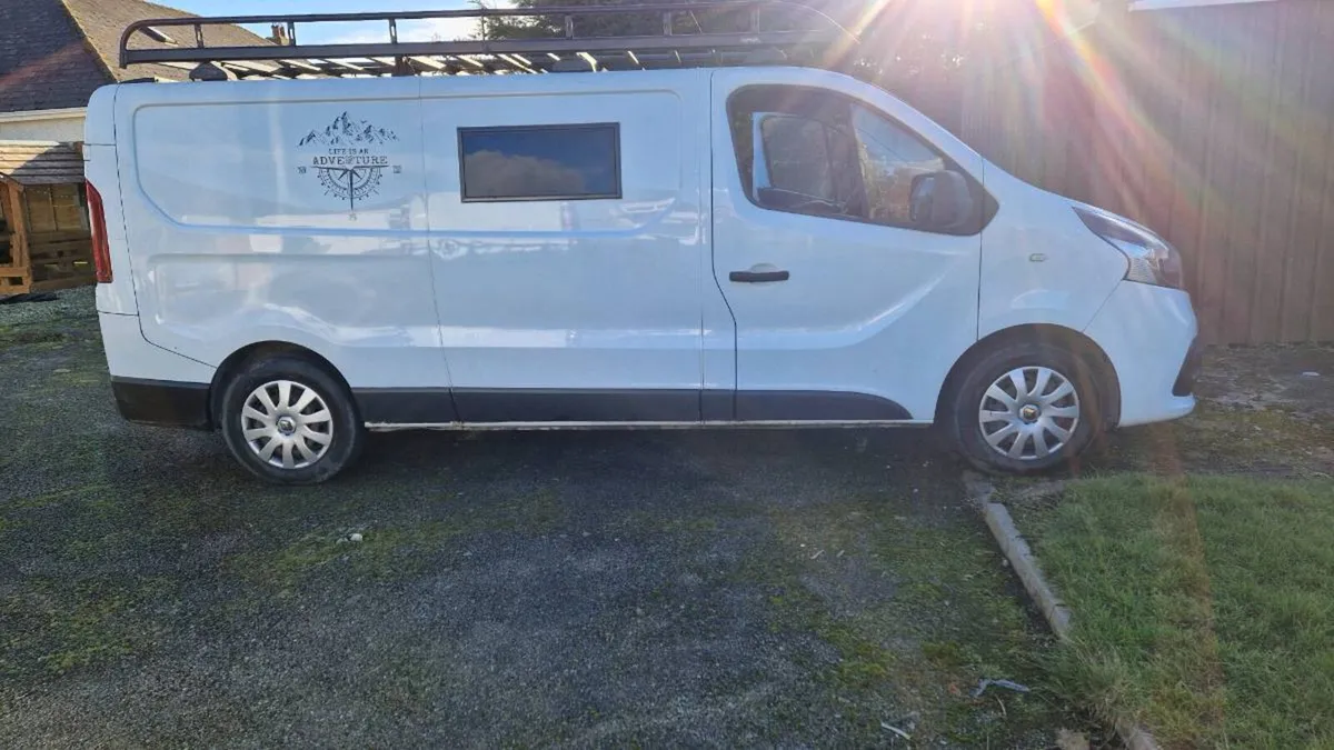 Renault traffic camper - Image 1