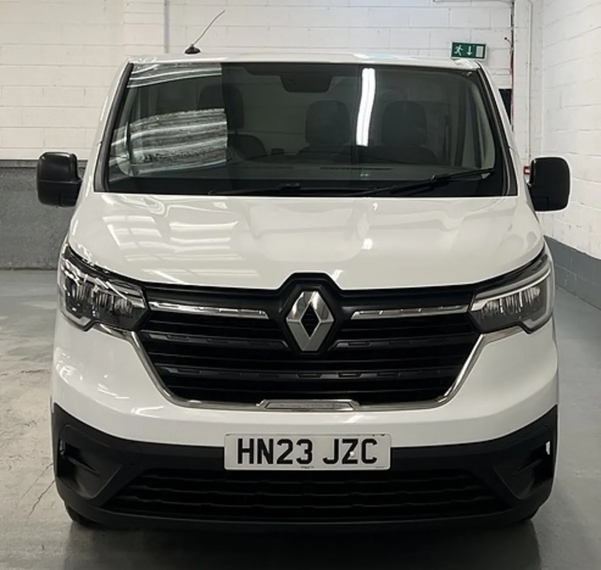 2023 Renault Trafic Panel Van - Image 1