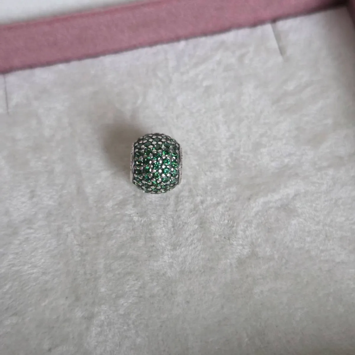Pandora charm sparkly green perfect condition - Image 2