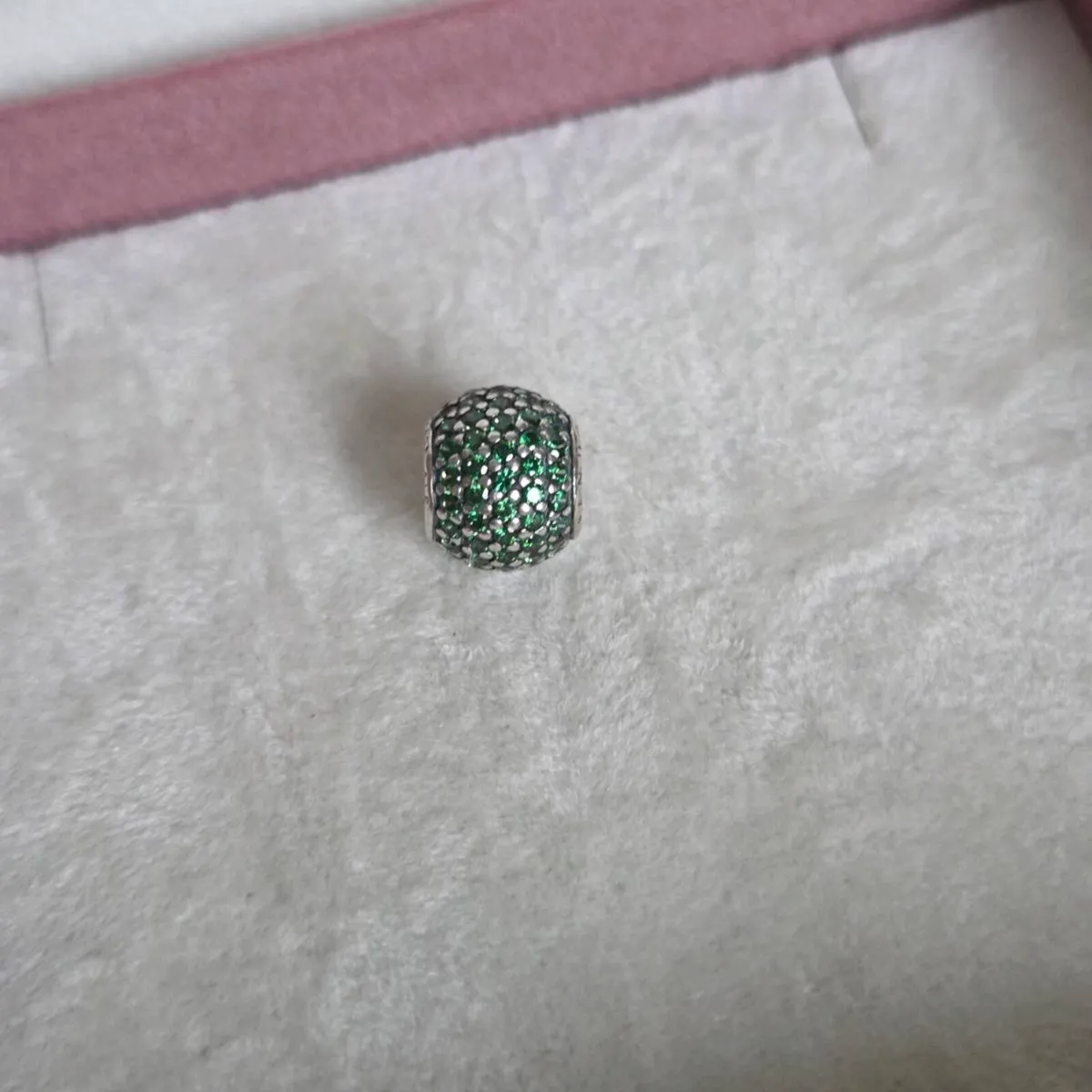 Pandora charm sparkly green perfect condition - Image 3
