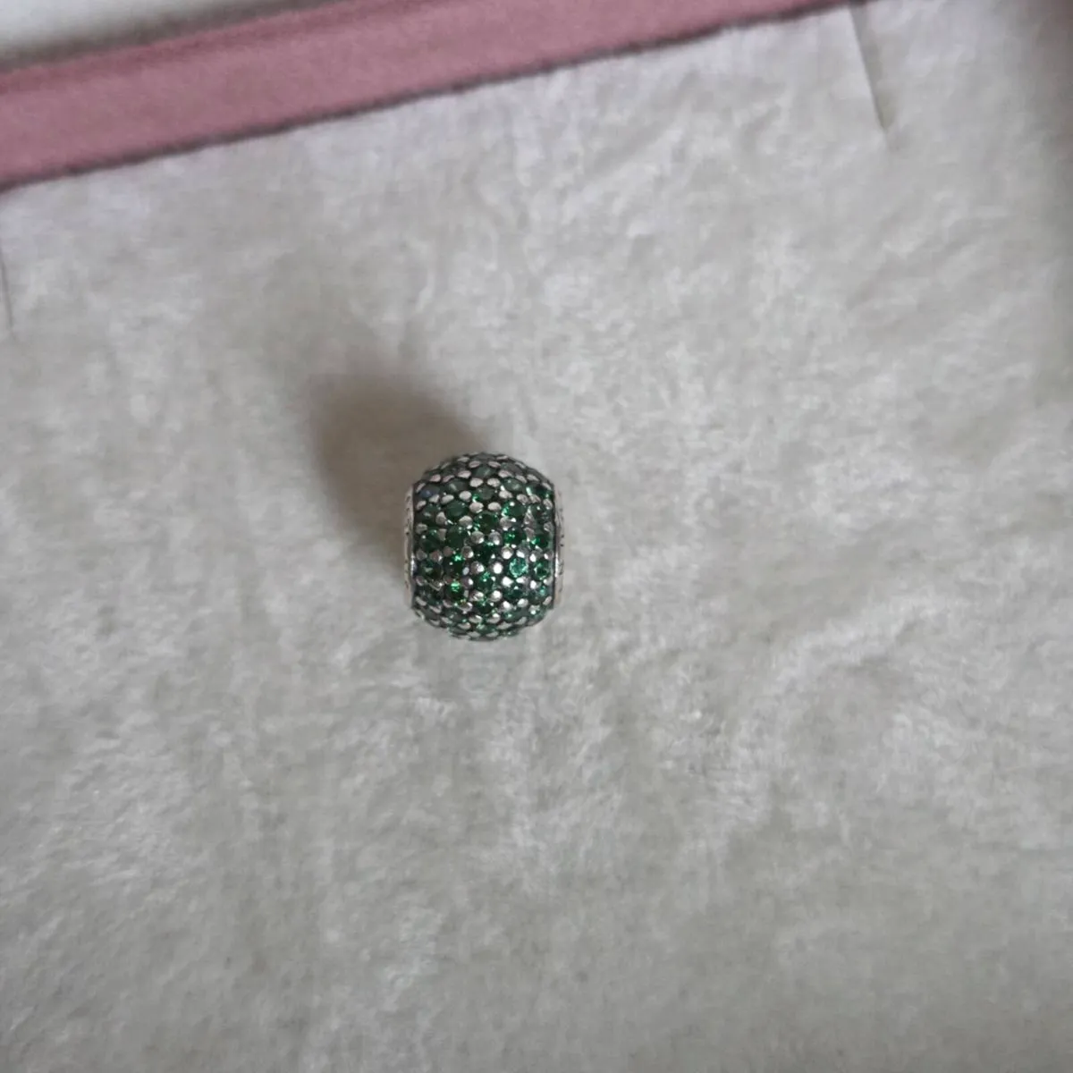Pandora charm sparkly green perfect condition - Image 4