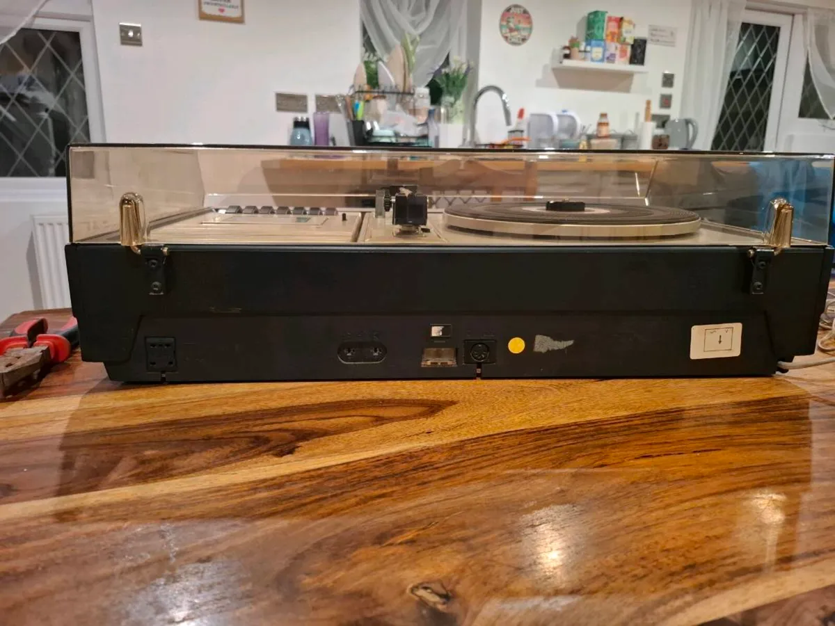 Record player - Image 3