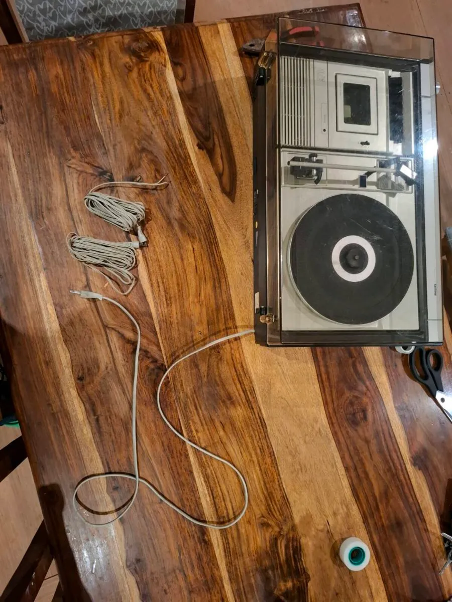 Record player - Image 4