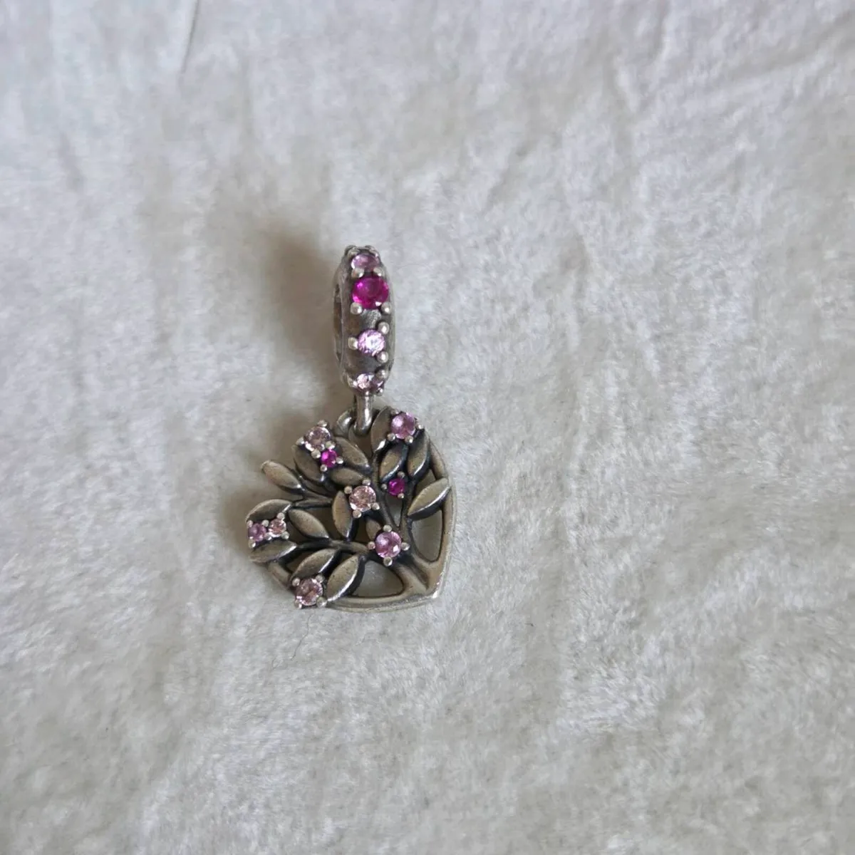 Pandora pink heart family Tree Dangle Charm - Image 1