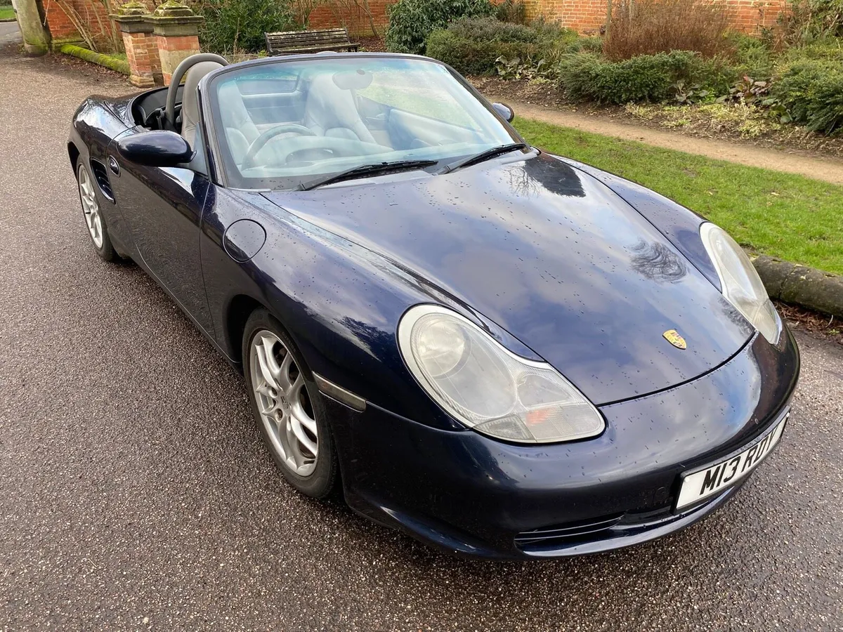2003 Porsche Boxster 2.7 Manual - Image 2