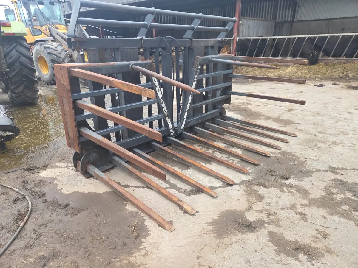 Oce 14ft Folding silage fork - Image 2